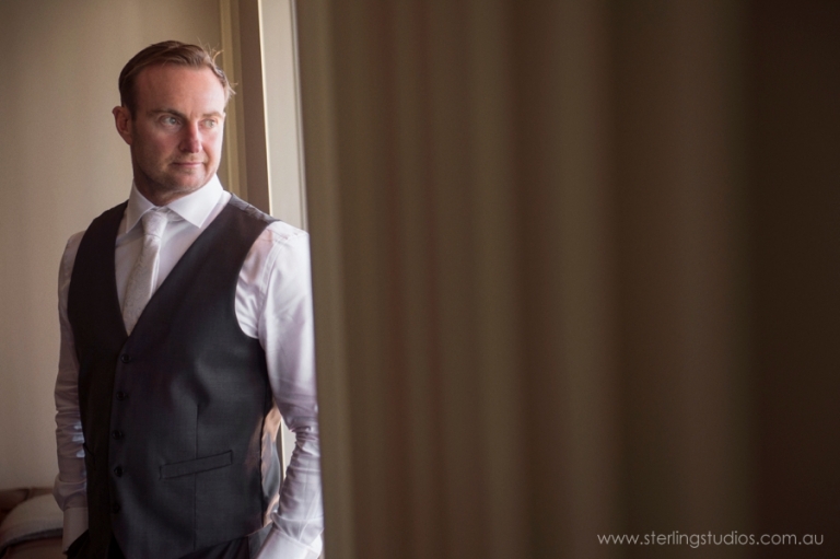 Brisbane wedding photographer grooms preparation